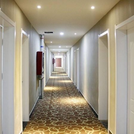 Luoyang Love Me Fashion Hotel מראה חיצוני תמונה