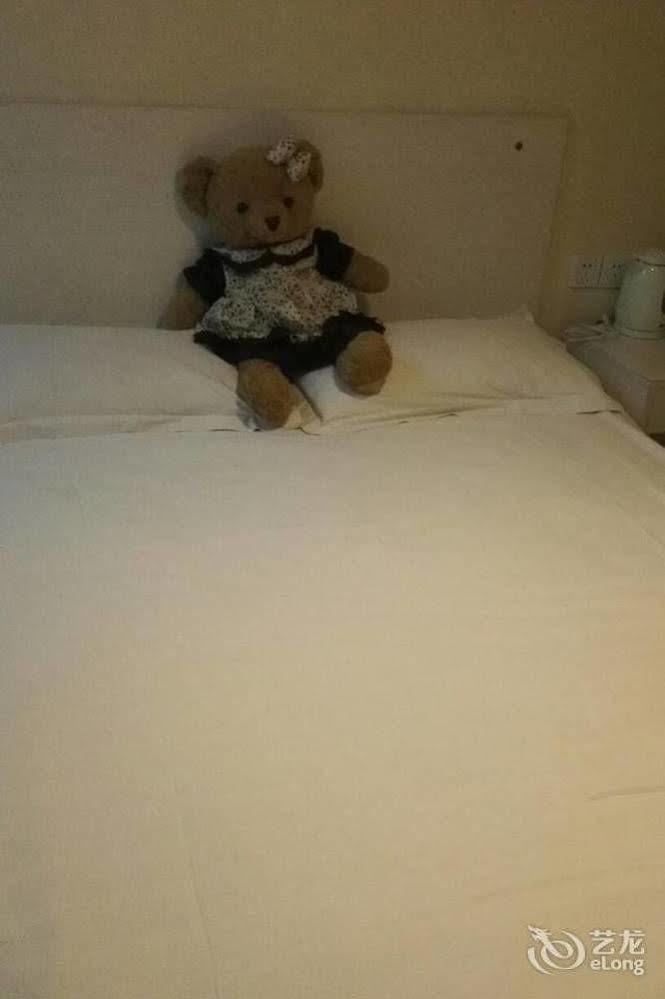 Luoyang Love Me Fashion Hotel מראה חיצוני תמונה