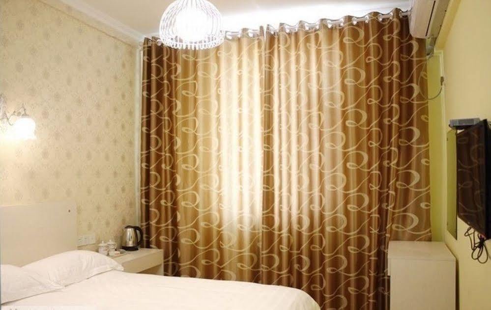 Luoyang Love Me Fashion Hotel מראה חיצוני תמונה